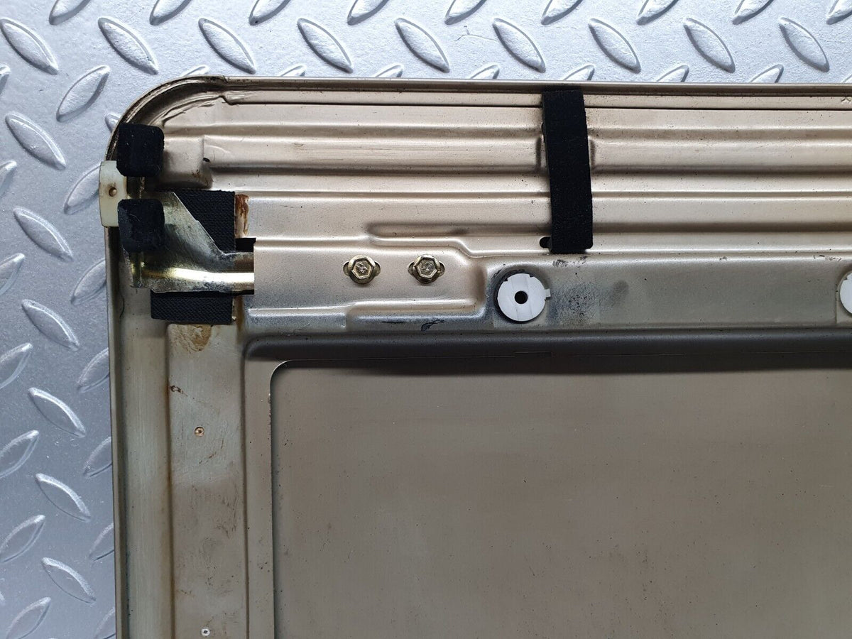 41474 Mercedes-Benz W124 200E Sunroof Panel