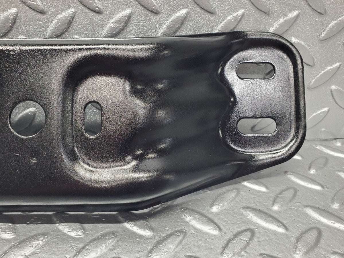 48973 Mercedes-Benz A124 320E Cabriolet Gearbox Mount Bracket