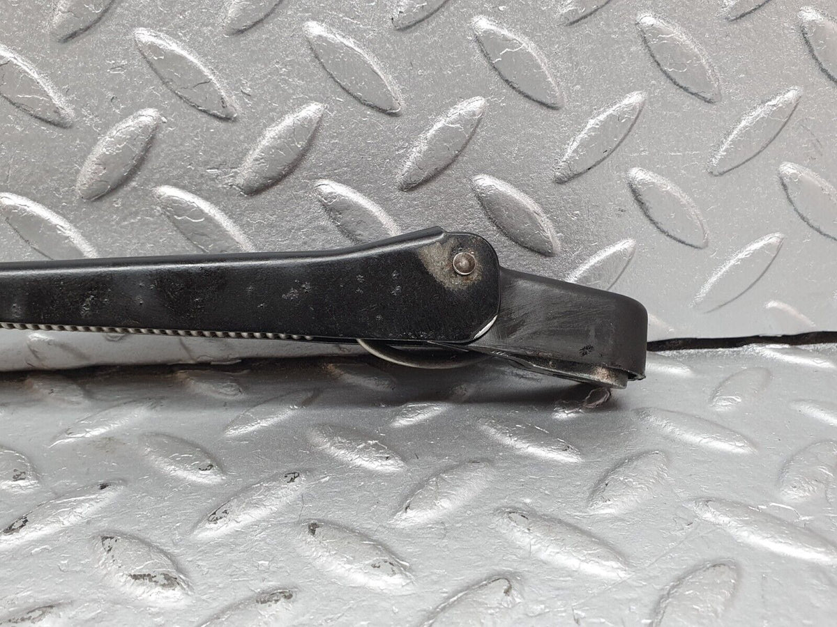 41208 Mercedes-Benz W126 300SE Windscreen Wiper Arm Right Side