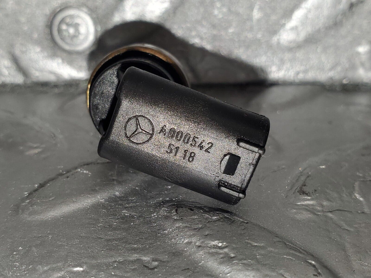 47155 Mercedes-Benz R129 320SL Coupe Coolant Temperature Sensor VDO A0005425118