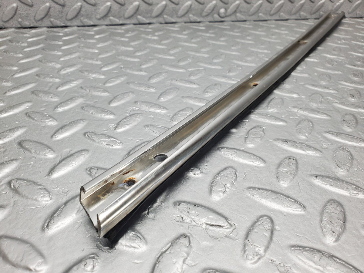 50169 Mercedes-Benz R107 SL Hardtop Chrome Trim Right
