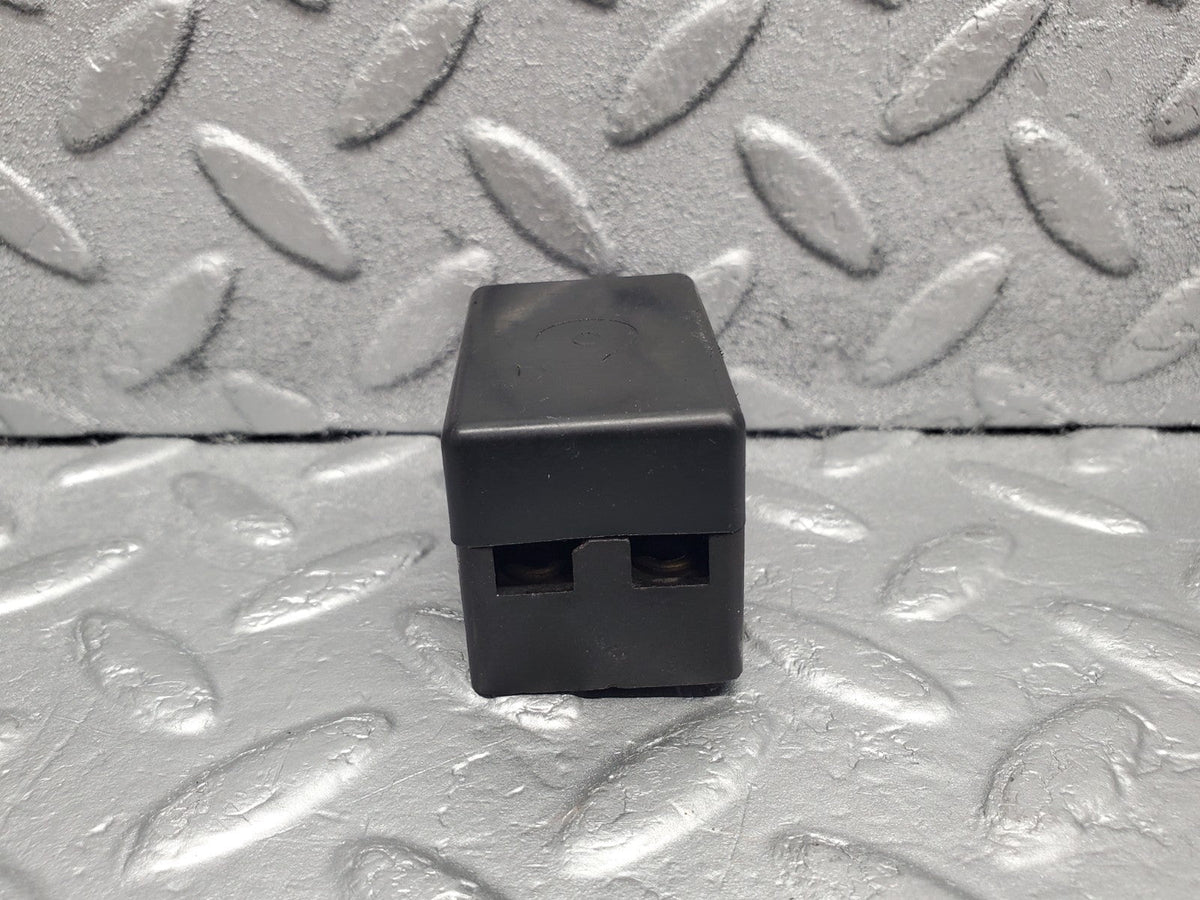 50516 Mercedes-Benz W108 280SE 3.5 Fuse Box Connector