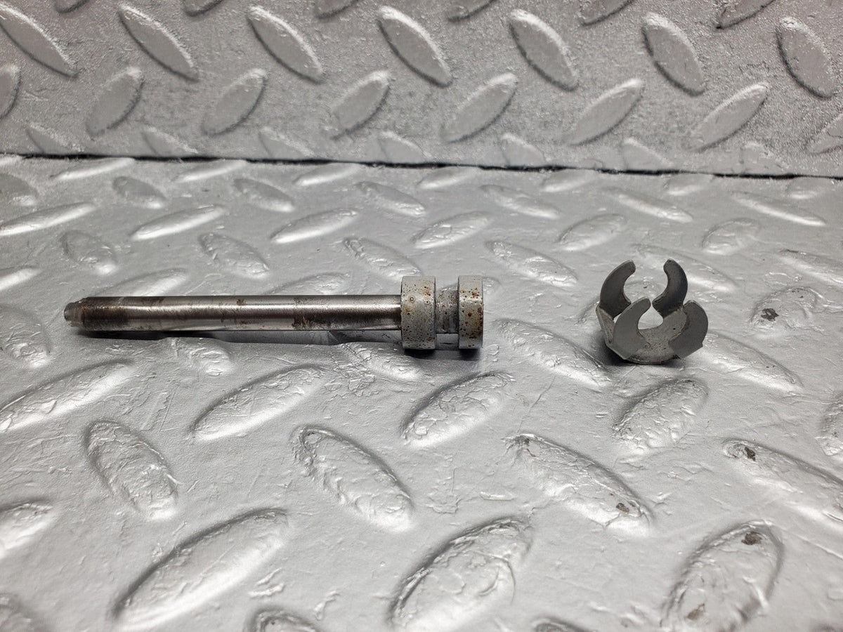 49326 Mercedes-Benz A124 320E Cabriolet Trunk Hinge Pin