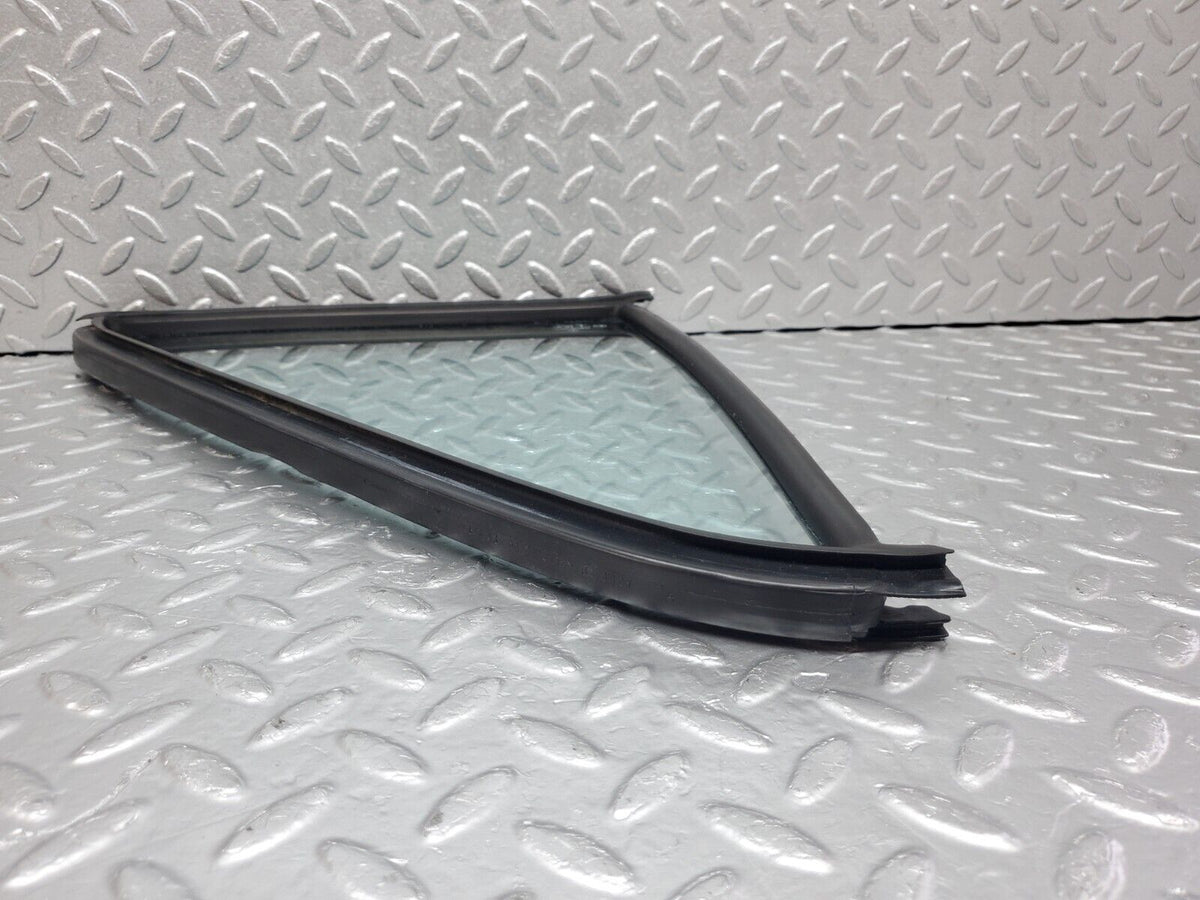 44370 Mercedes-Benz W123 280E Rear Left Quarter Window Glass A1237350124