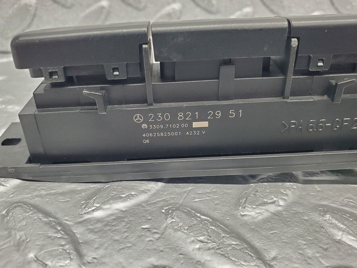 47778 Mercedes-Benz R230 350SL Coupe Parking Sensor Switch Unit A2308212951