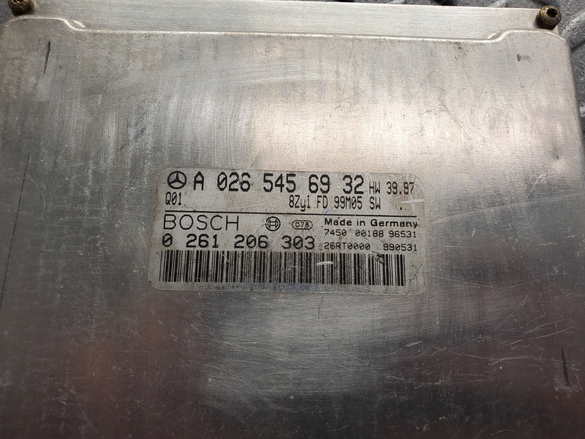 51260 Mercedes-Benz W220 Engine Control Unit ECU Bosch 0265456932 0261206303