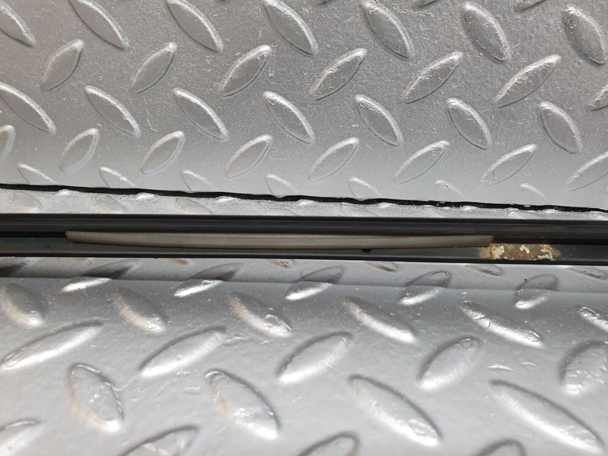 41713 Mercedes-Benz W124 200E Roof Chrome Trim Left Side A1246900397