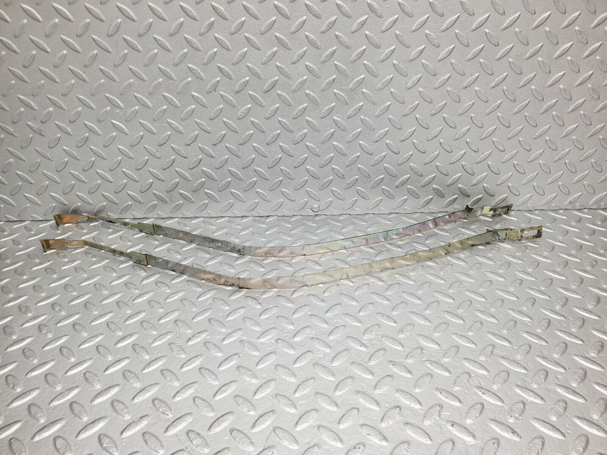 46077 Mercedes-Benz S123 200T Wagon Heater Box Holder Strap