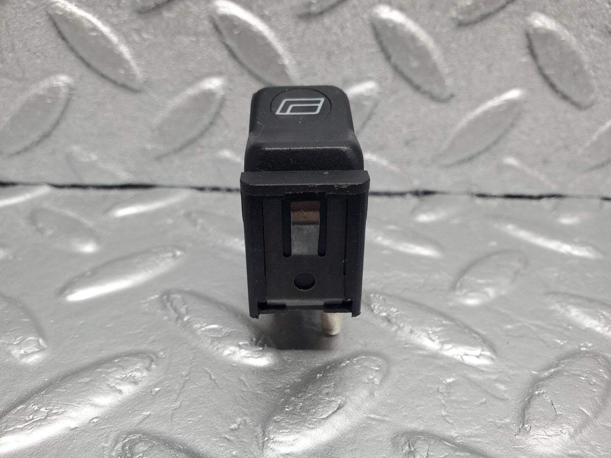 48598 Mercedes-Benz W123 Rear Electric Window Switch A0008208410