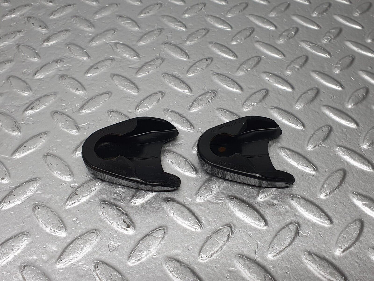 40768 Mercedes-Benz W123 300D Seat Belt Plastic Cap A0008680430