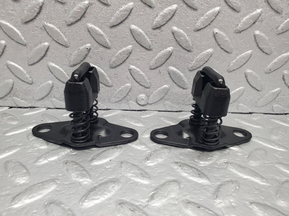 49609 Mercedes-Benz W126 C126 Bonnet Lock Catch Pair A1268800060