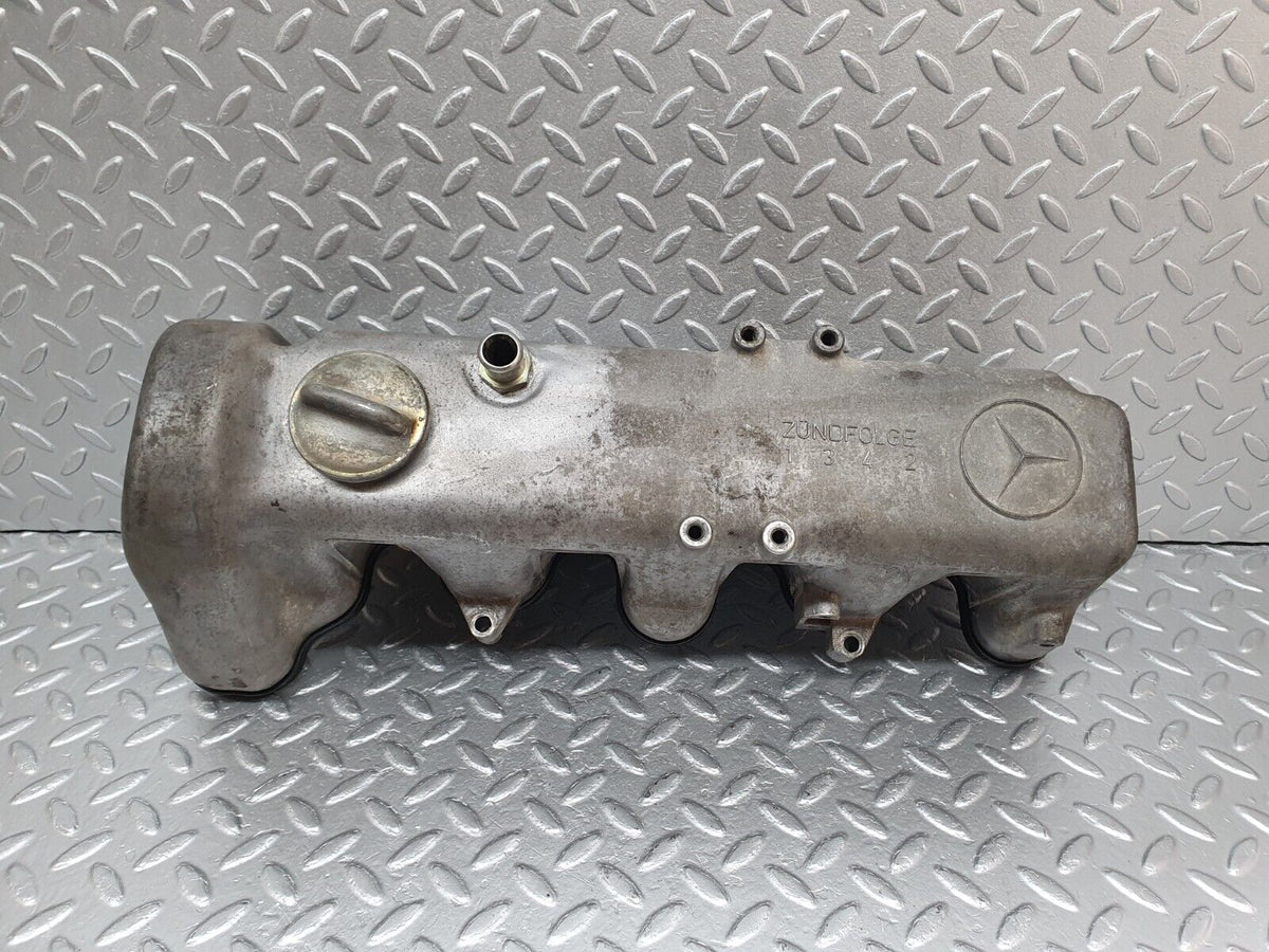 40866 Mercedes-Benz W123 240D Cylinder Head Valve Cover A6160161105