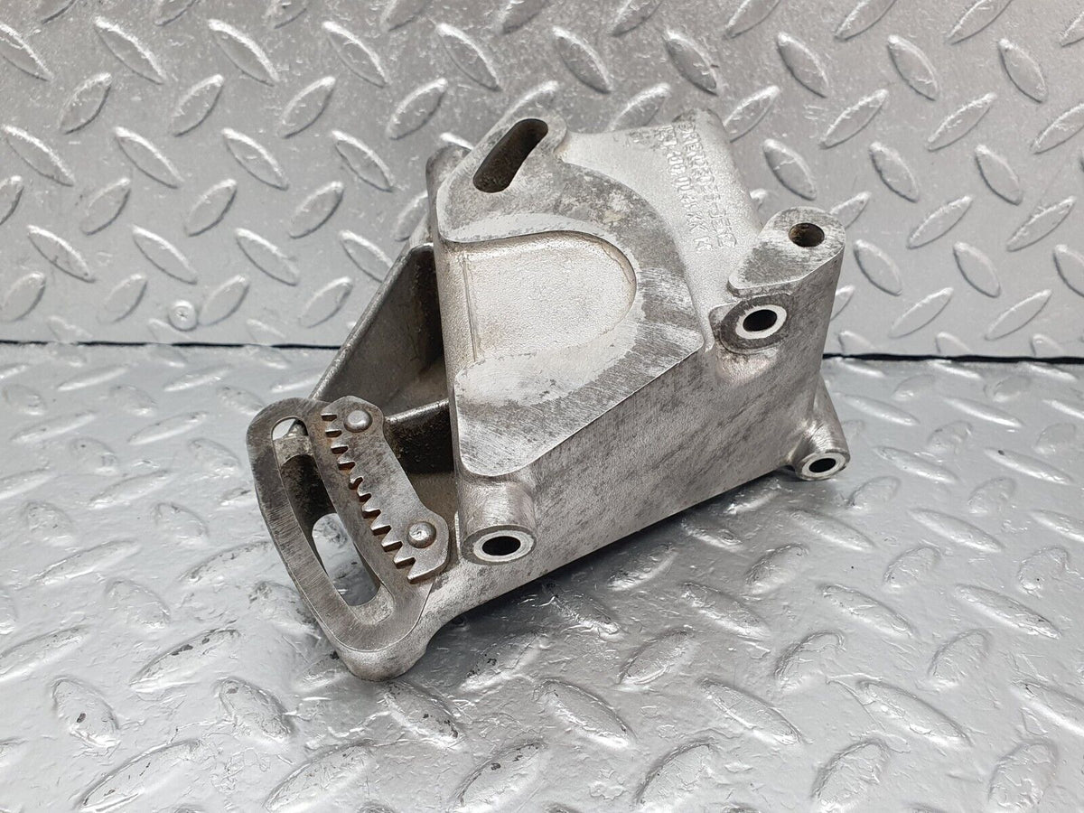 44016 Mercedes-Benz C123 230CE Coupe Power Steering Pump Bracket A1234660041