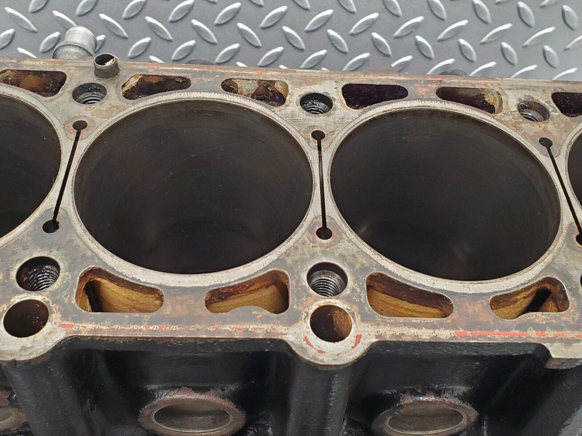 46315 Mercedes-Benz W124 280E Engine Block 104.942 A1040111201