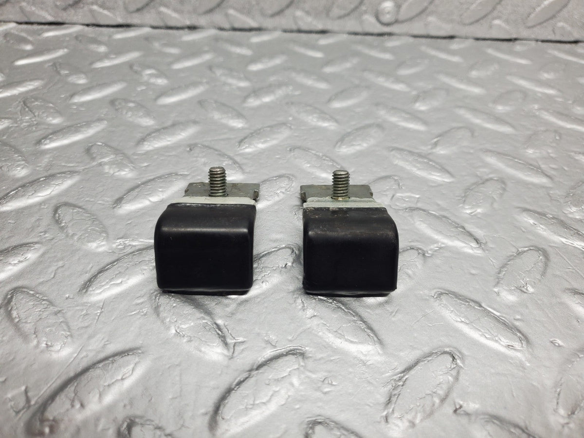 49249 Mercedes-Benz A124 320E Cabriolet Window Stop Plate 2x