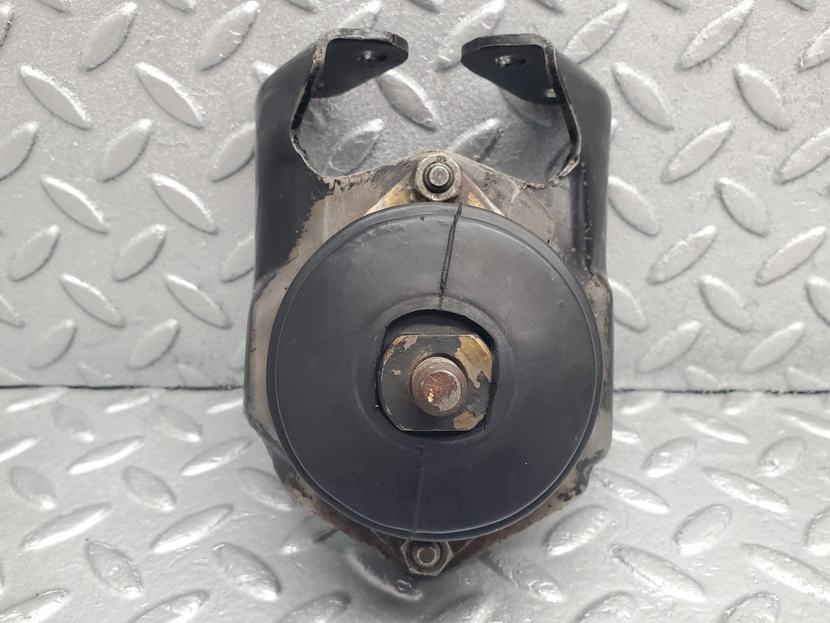 50475 Mercedes-Benz W108 Manual Gearbox Rubber Mounting Bracket 036983