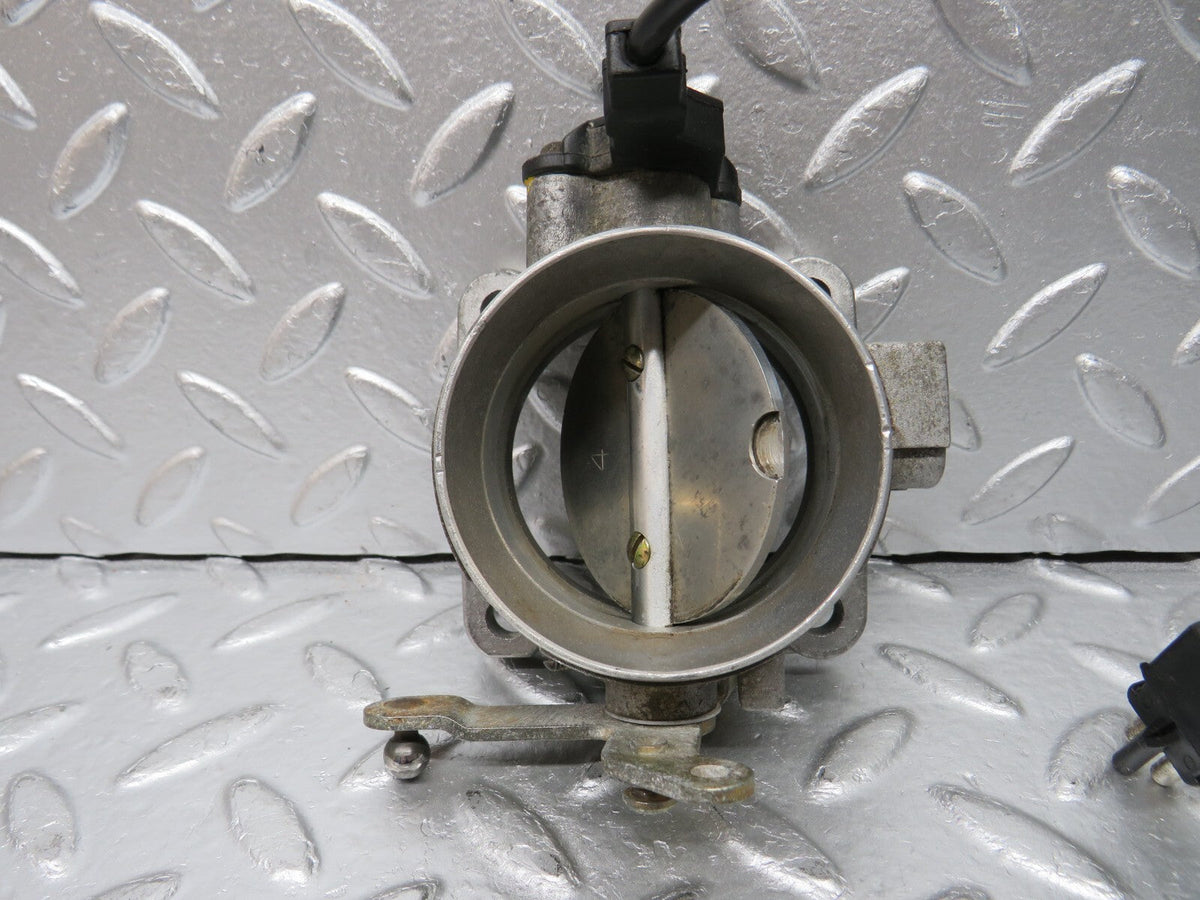 30727 Mercedes-Benz W201 190E 2.0L Throttle Body Valve With Sensor A0011404453
