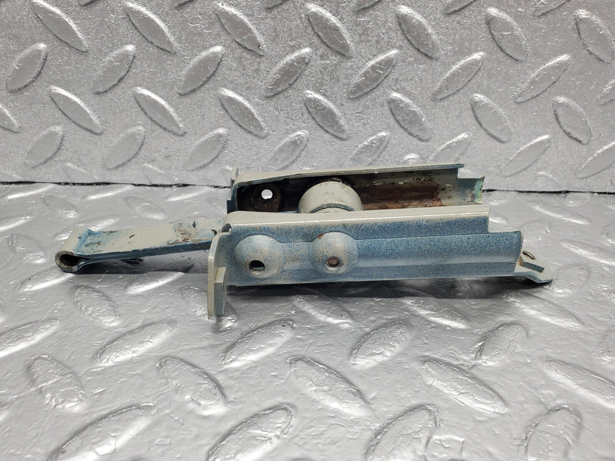 48620 Mercedes-Benz W123 Front Door Safety Check Strap