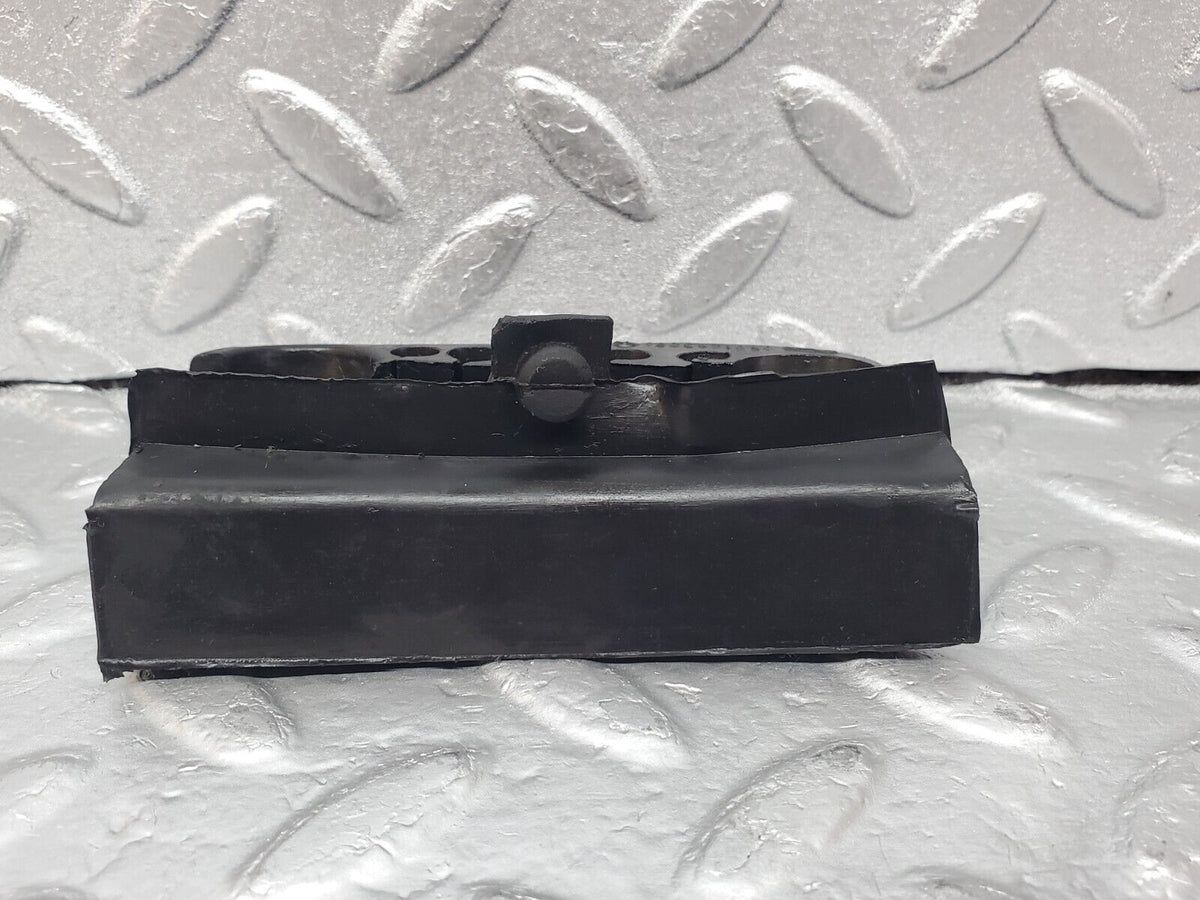 45725 Mercedes-Benz W126 420SE Firewall Grommet Right Side A1269971981