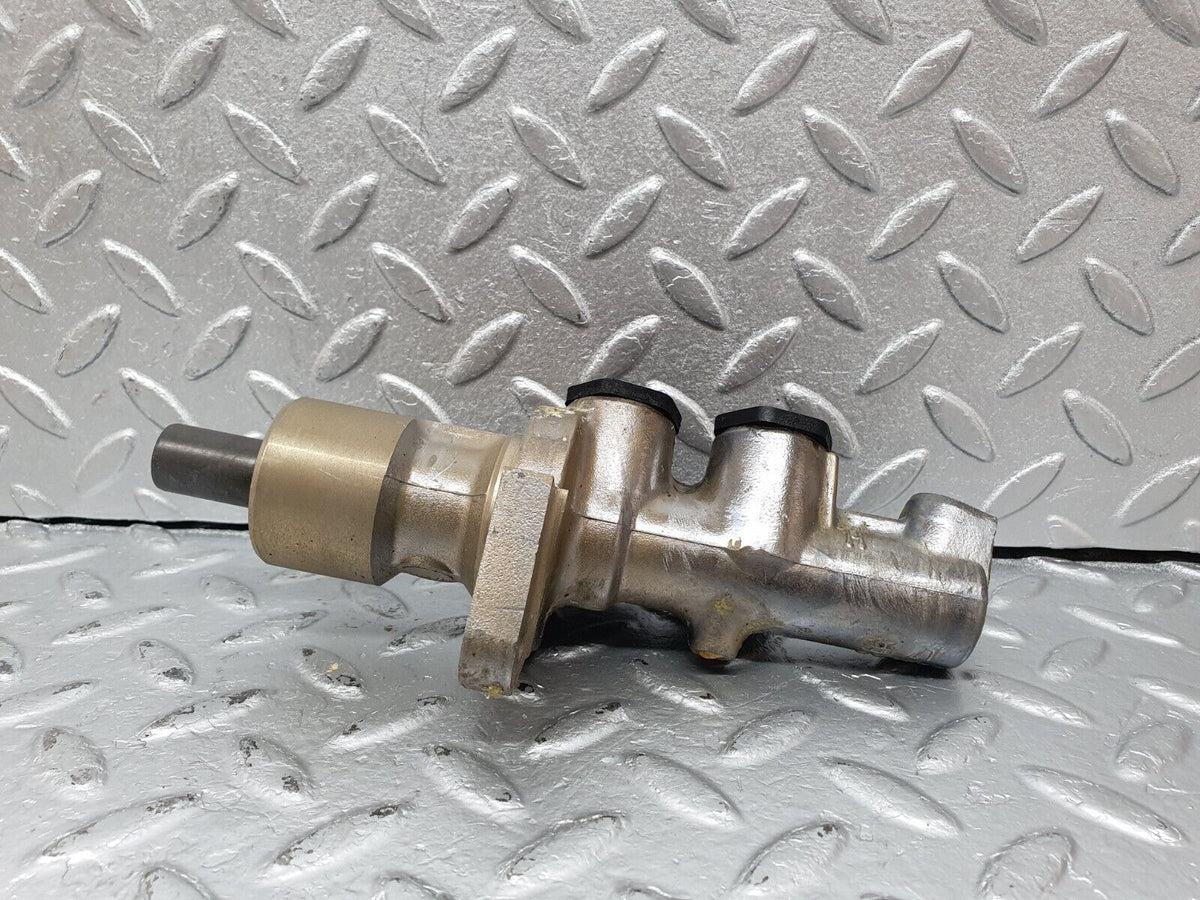 41449 Mercedes-Benz W124 200E Brake Master Cylinder ATE