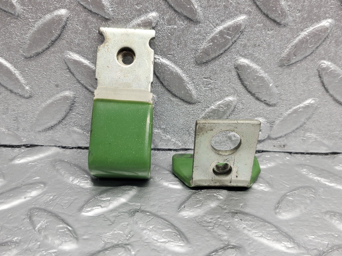 48337 Mercedes-Benz C126 Coupe Window Stop Plate 2x