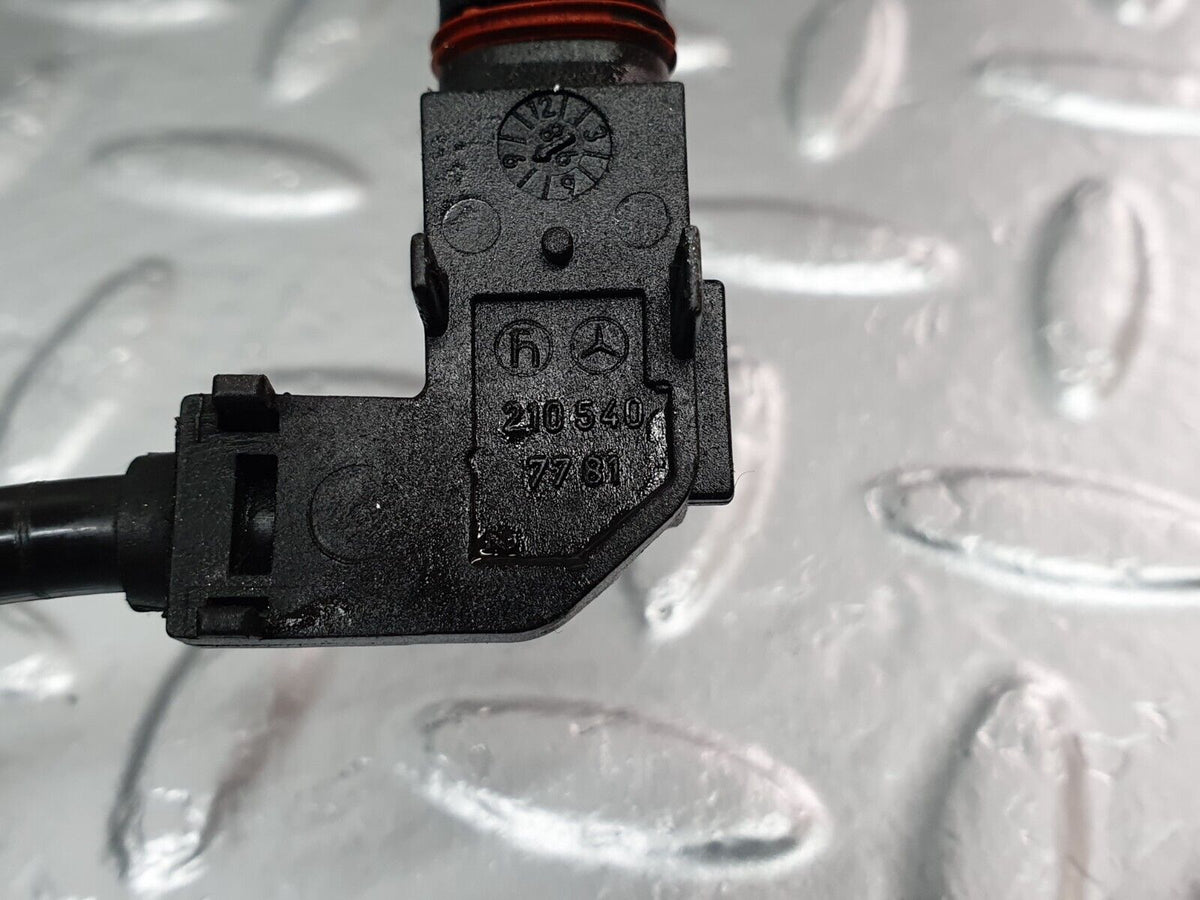 42117 Mercedes-Benz W202 C200 ABS Sensor Speed Sensor Right Side A2025402417