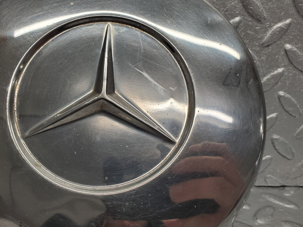 48390 Mercedes-Benz Chrome Wheel Hub Cap