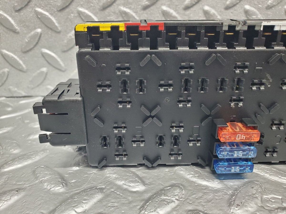 47849 Mercedes-Benz R230 350SL Coupe SAM Control Unit Fuse Box A2305451932
