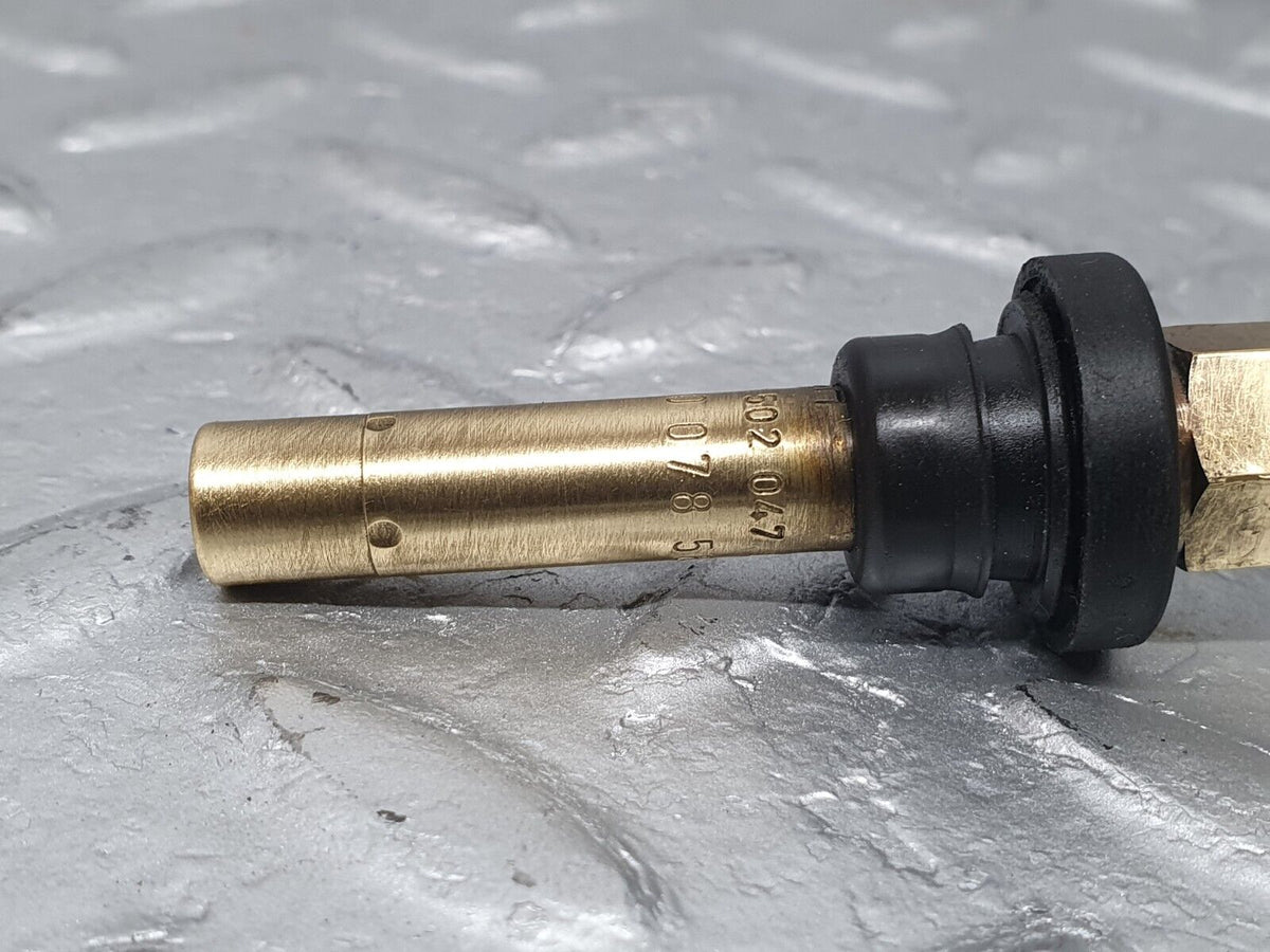 41036 Mercedes-Benz W126 300SE Fuel Injector Bosch A0000785623 0437502047