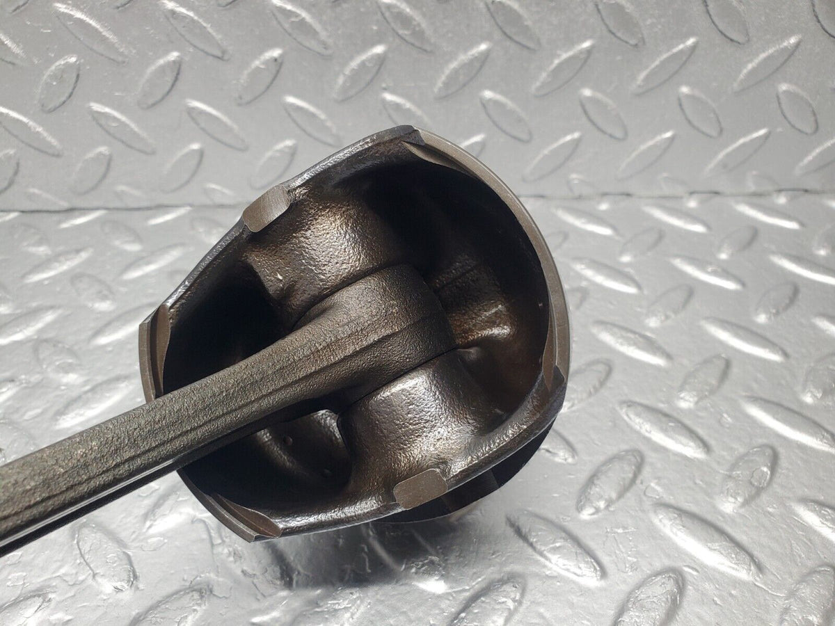 46224 Mercedes-Benz W124 280E Piston With Connecting Rod 1/94 B 74