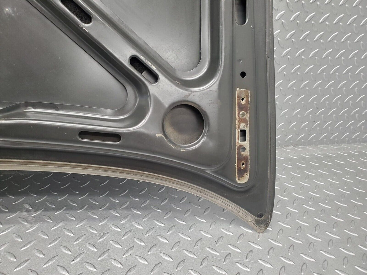 46100 Mercedes-Benz W126 420SE Boot Lid Trunk Door