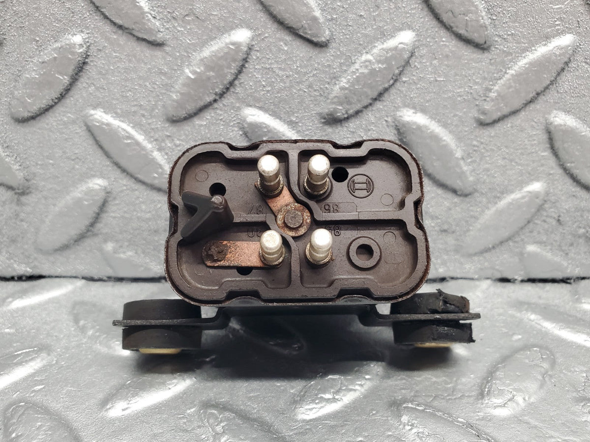50518 Mercedes-Benz W108 280SE 3.5 Multi Purpose Relay Bosch