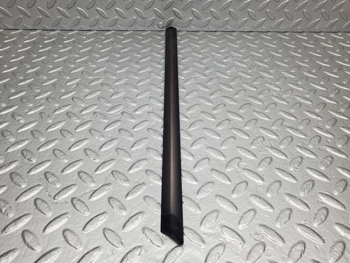 48110 Mercedes-Benz R230 350SL Coupe Rear Right Window Moulding Trim