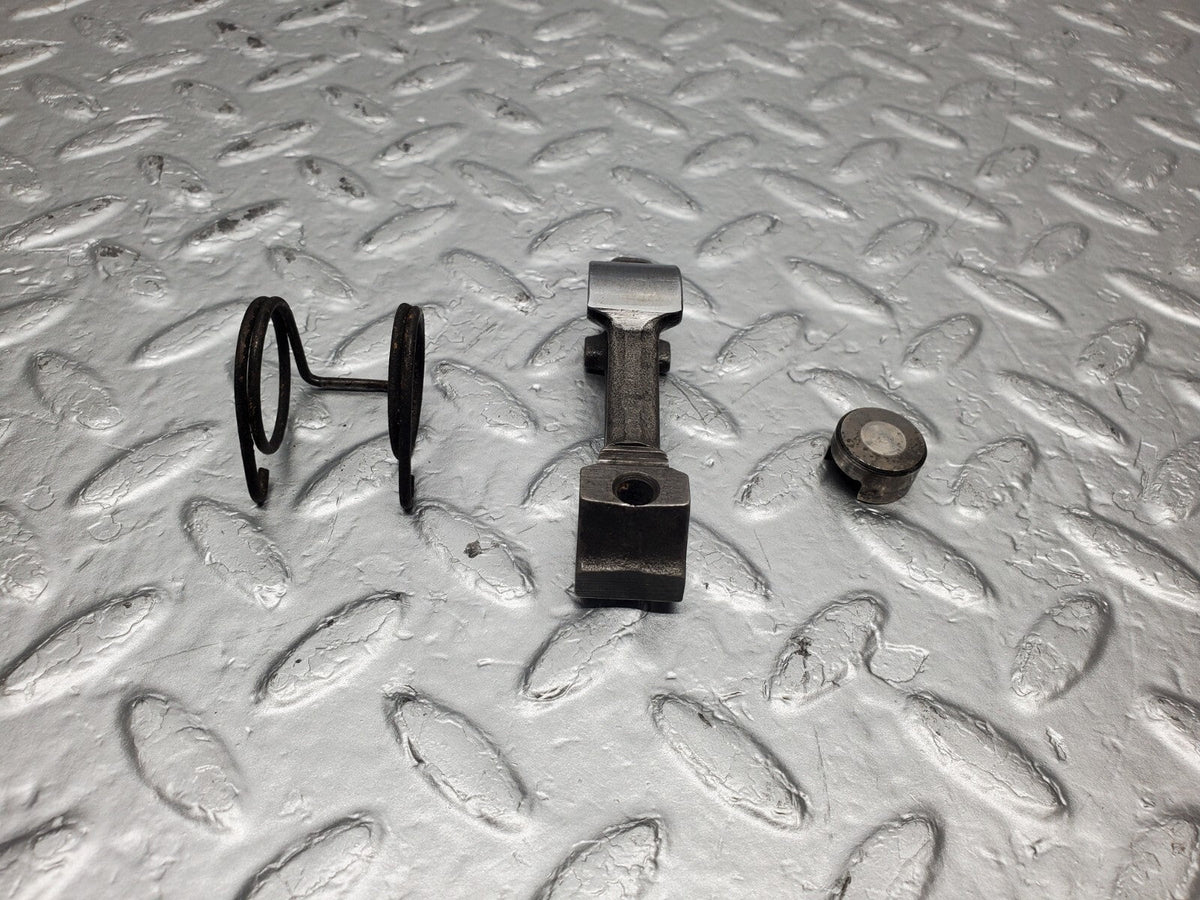 48858 Mercedes-Benz W108 Valve Rocker Arm With Retaining Spring & Tappet
