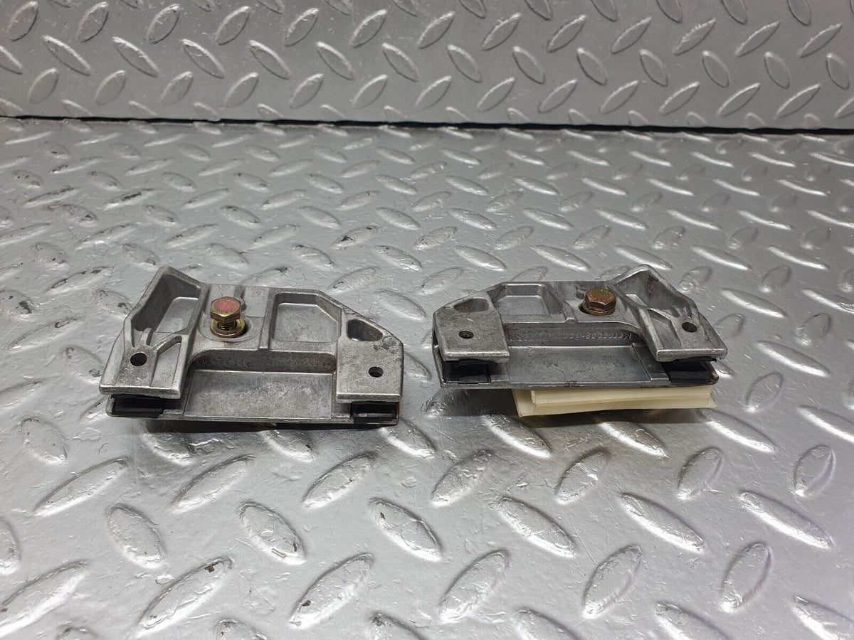 42506 Mercedes-Benz R129 320SL Coupe Door Window Guide Bracket A1247250132 A1247250232