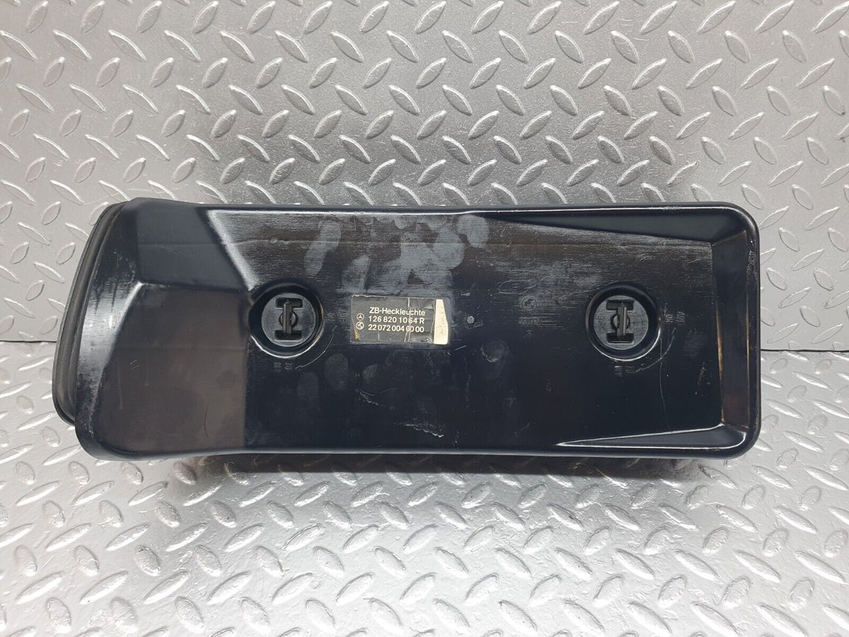 43621 Mercedes-Benz C126 380SEC Coupe Tail Light Right Side A1268201064