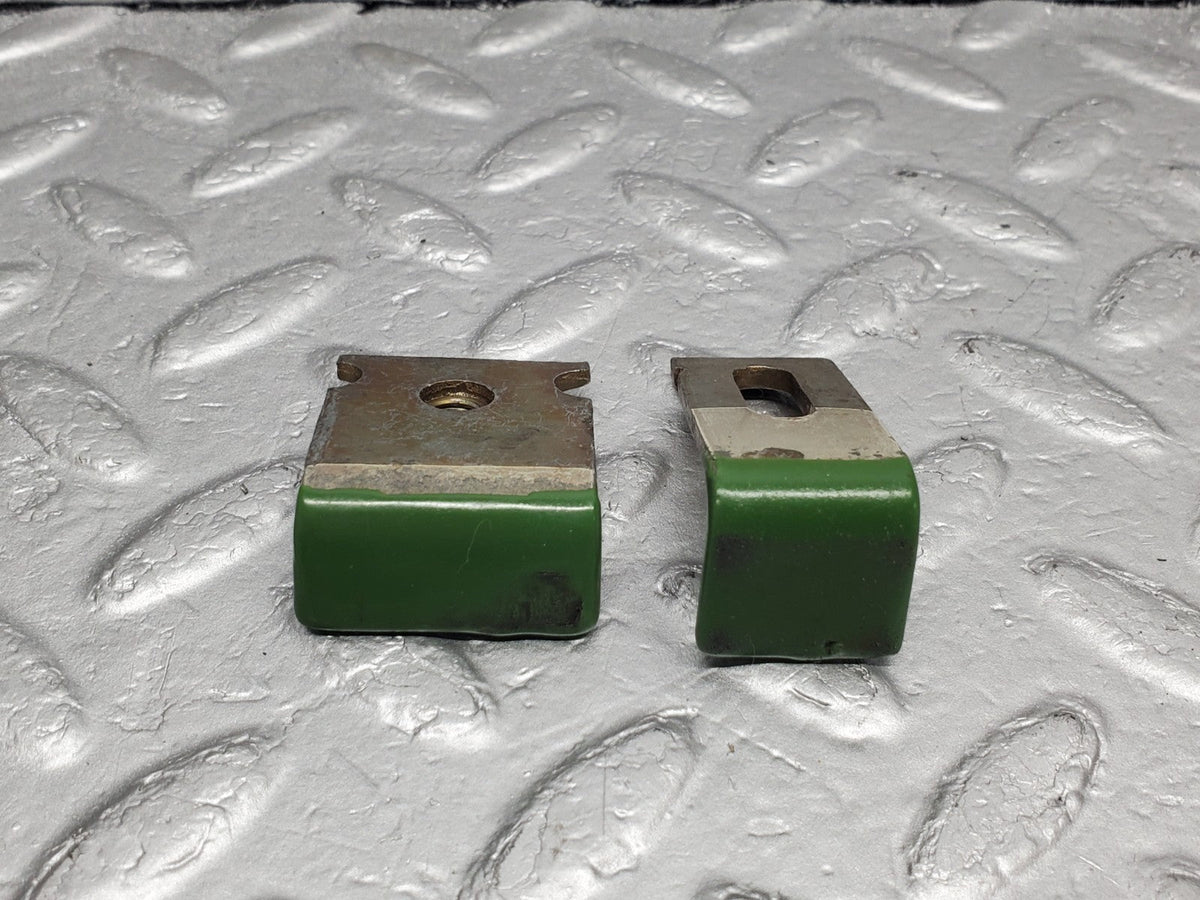 49548 Mercedes-Benz C107 R107 Window Stop Plate 2x
