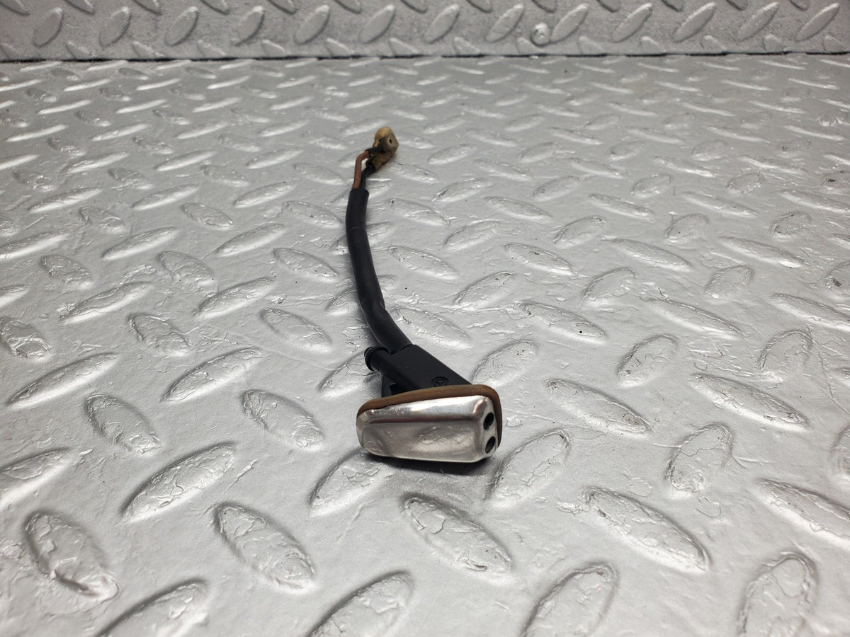 49621 Mercedes-Benz W126 C126 Windscreen Washer Nozzle