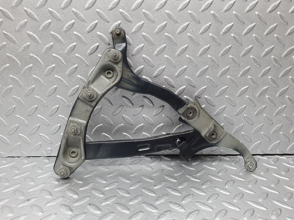 41873 Mercedes-Benz W202 C200 Bonnet Hinge Right Side A2028800228