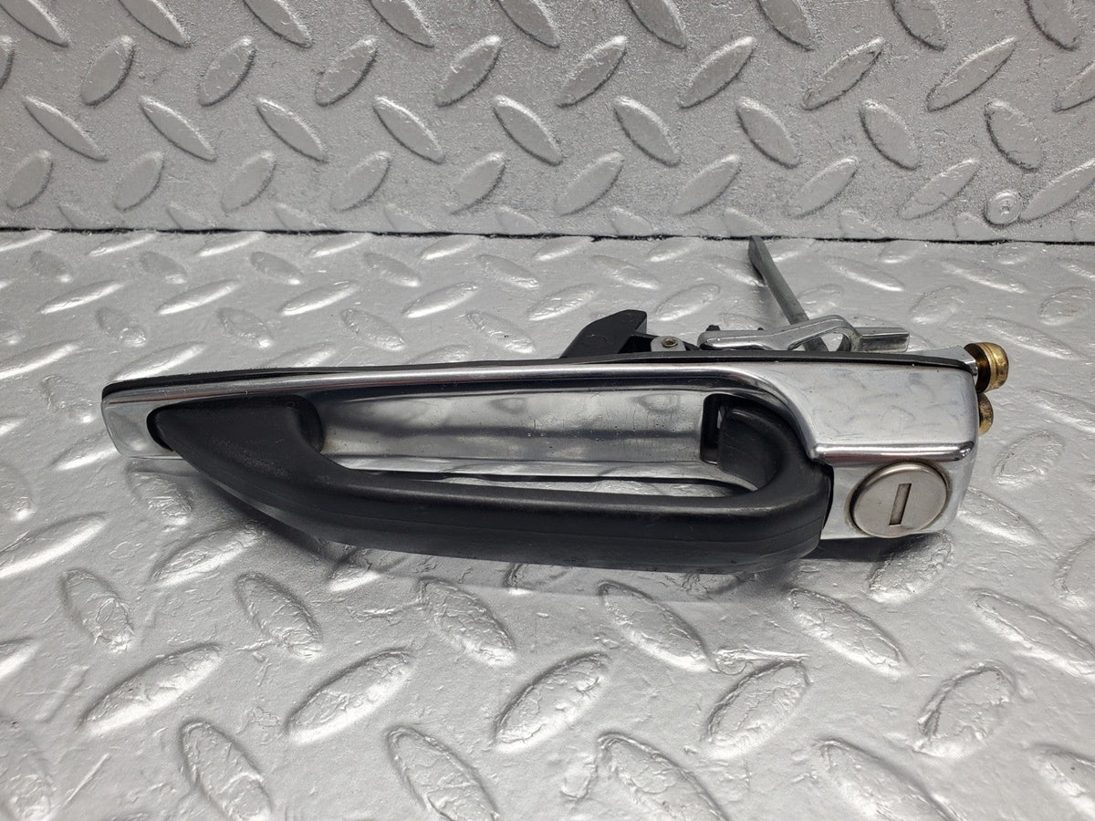 49540 Mercedes-Benz C123 Coupe Right Door Exterior Handle No Key