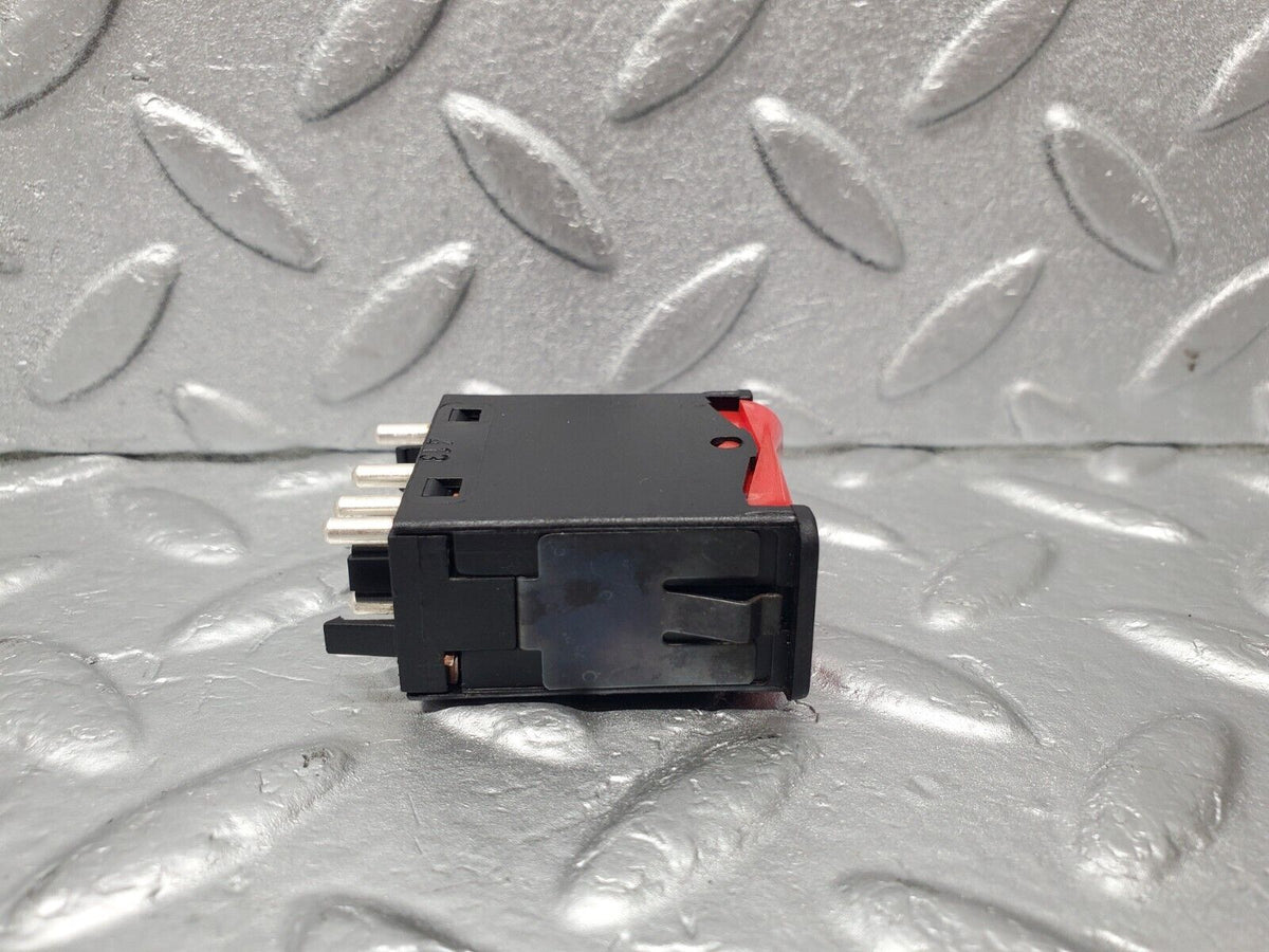 46538 Mercedes-Benz C123 280CE Coupe Hazard Warning Light Switch A0008209010
