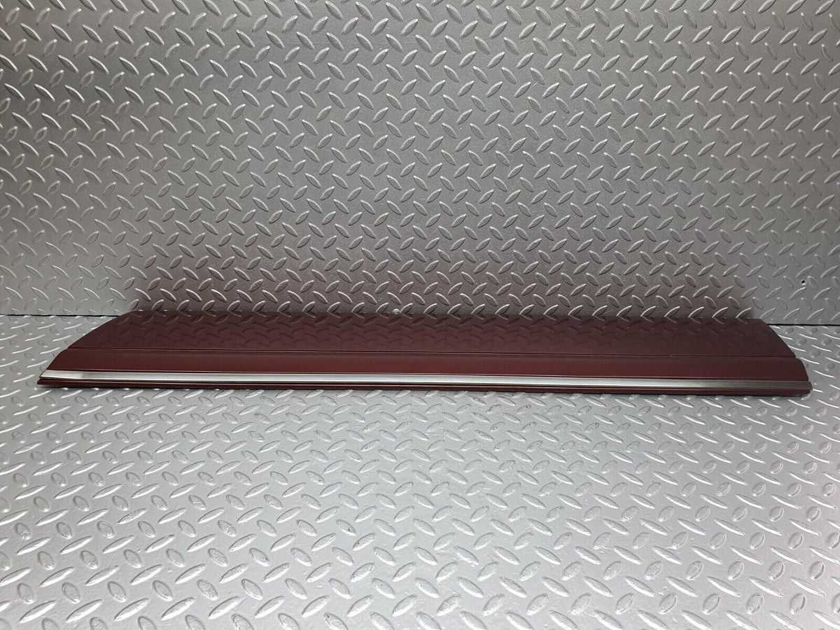 40910 Mercedes-Benz W126 300SE Front Right Door Moulding Trim A1266903840