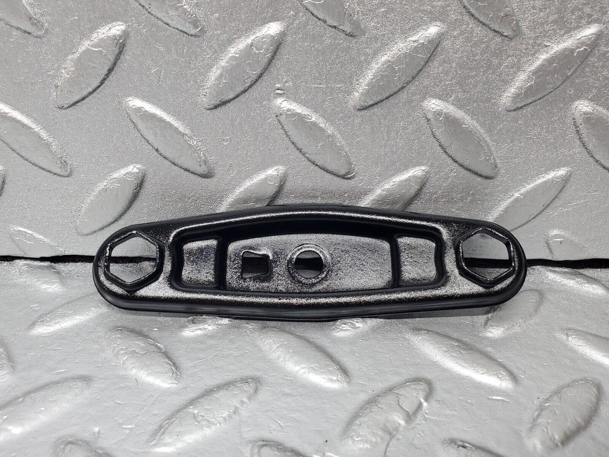 44490 Mercedes-Benz W123 280E Fuel Injector Bracket