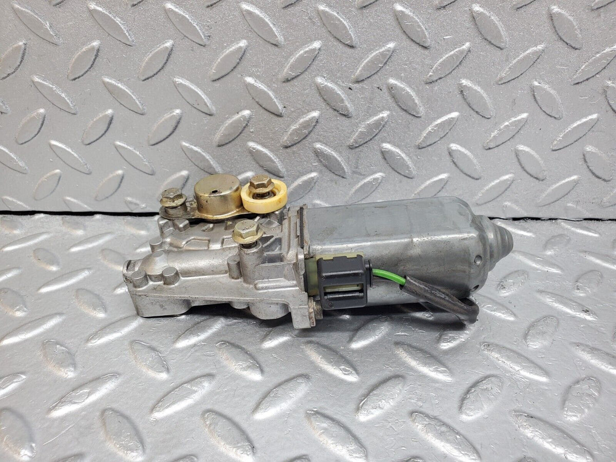 44796 Mercedes-Benz W124 220E Window Regulator Motor Front Left Bosch 0130821284