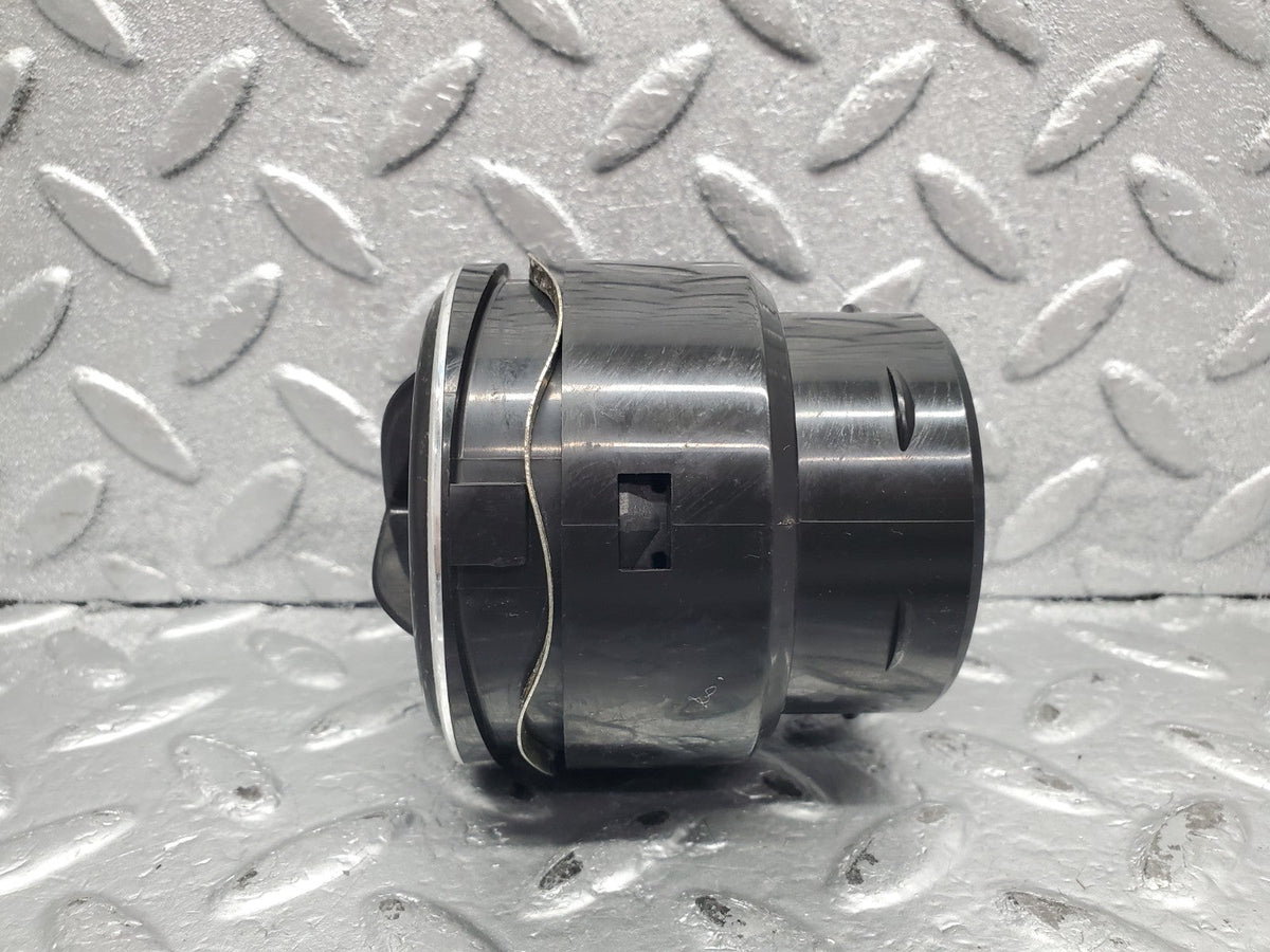 51367 Mercedes-Benz C107 R107 Dashboard Air Vent