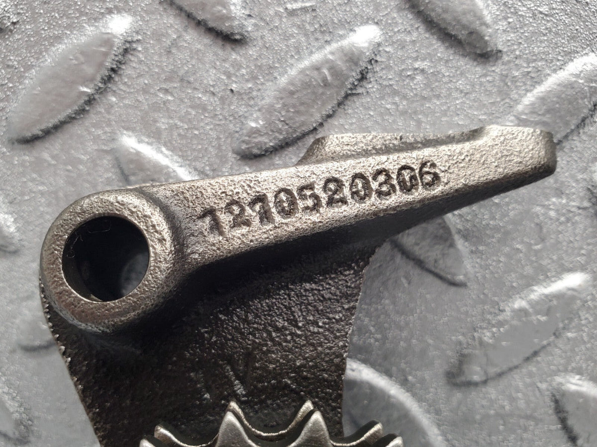 48829 Mercedes-Benz W108 Timing Chain Tensioner Gear A1210520306