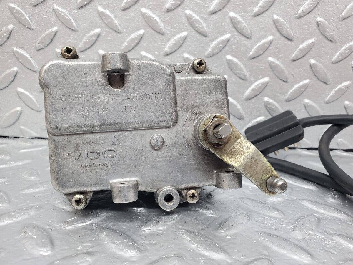45384 Mercedes-Benz 280E M110.983 Cruise Control Actuator VDO A0015457532