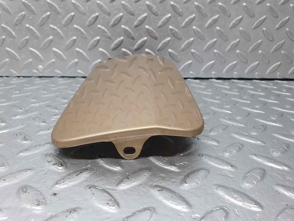 41473 Mercedes-Benz W124 200E Fuel Tank Flap Cap A1245841639