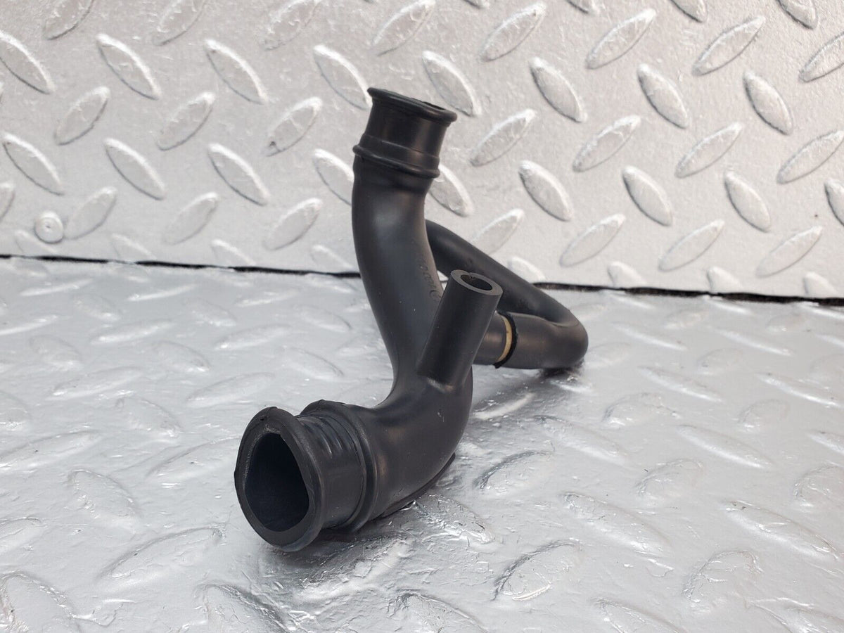 45379 Mercedes-Benz 280E M110.983 Air Intake Pipe A1100944182 A1100944882