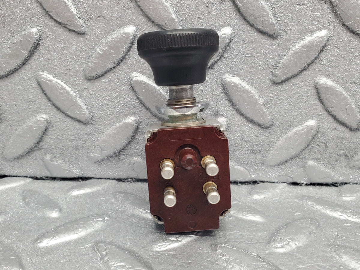 50499 Mercedes-Benz W108 280SE 3.5 3 Pin Pull Switch